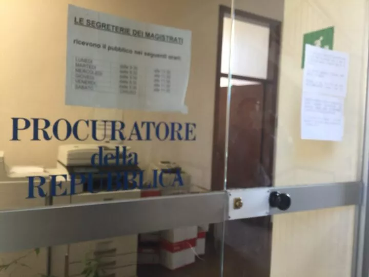Revenge Porn a Cinisello Balsamo: Arrestato un 44enne per Stalking e Violazione della Privacy 20240408 082603