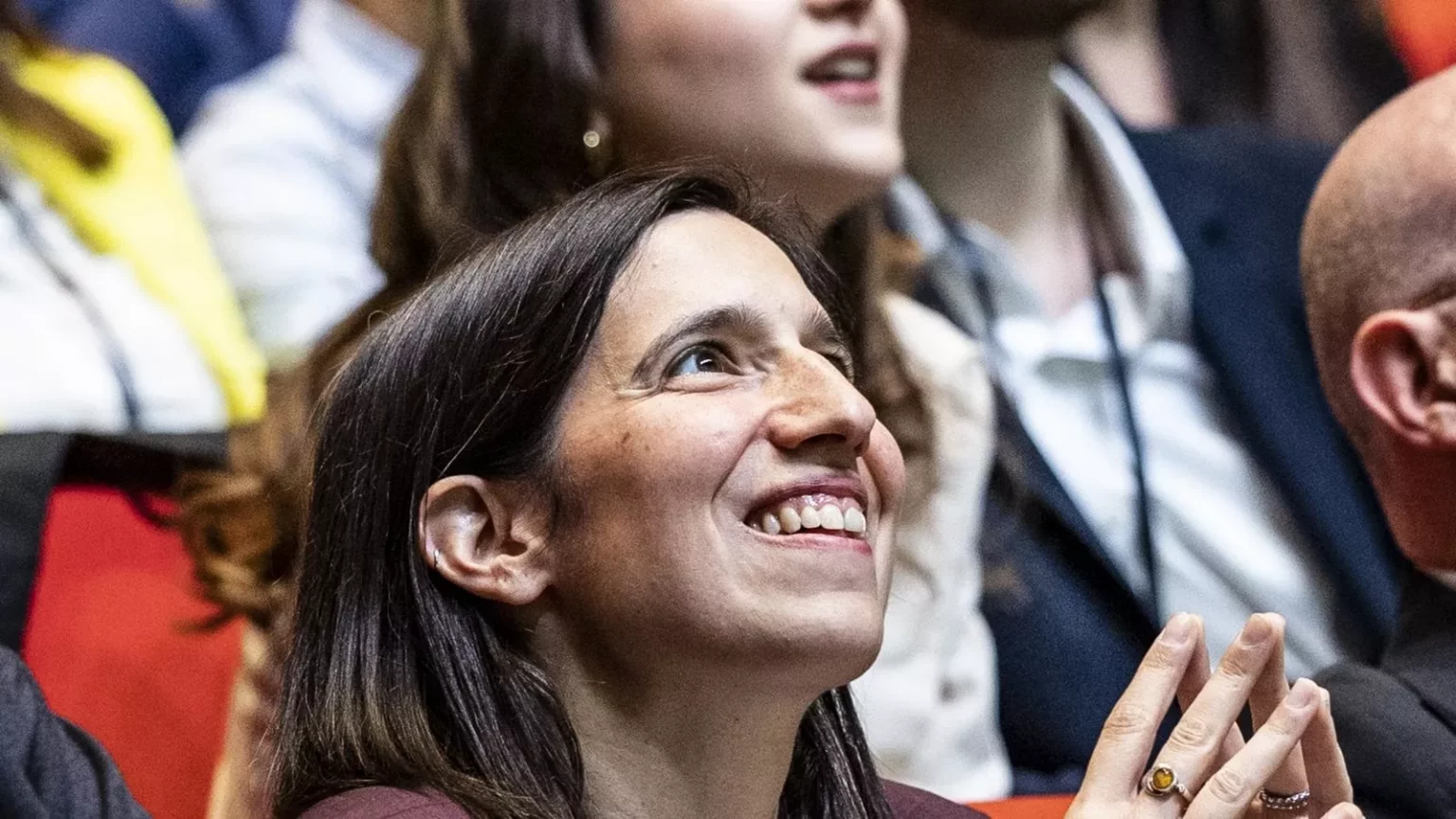 Cacicchi e Capibastone: Origini, Significato e Riflessioni sulla Politica Italiana 20240409 142232