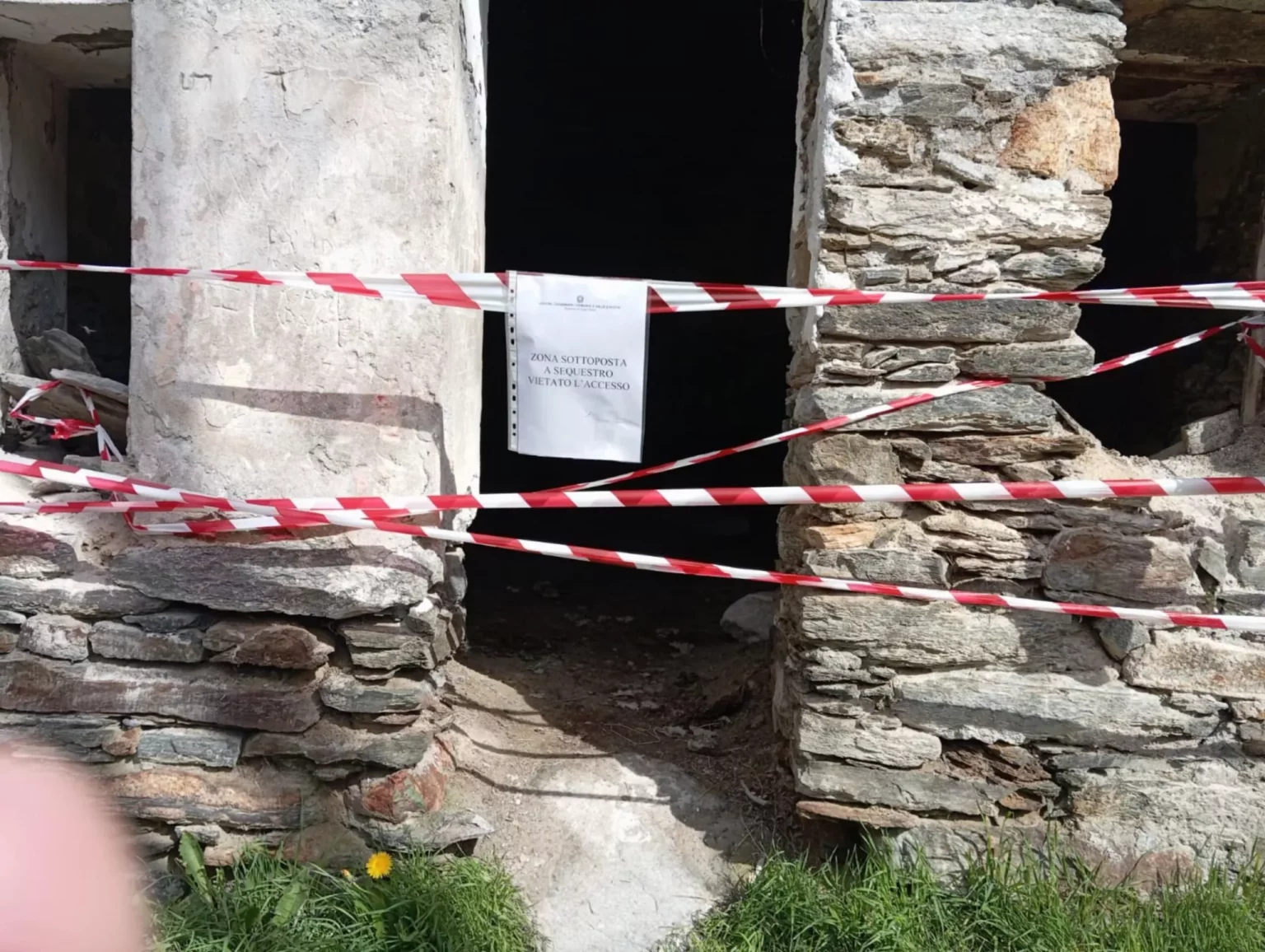 Giovane francese trovata morta in Valle d’Aosta: l’identità rivelata e le indagini sull’omicidio 20240409 172343