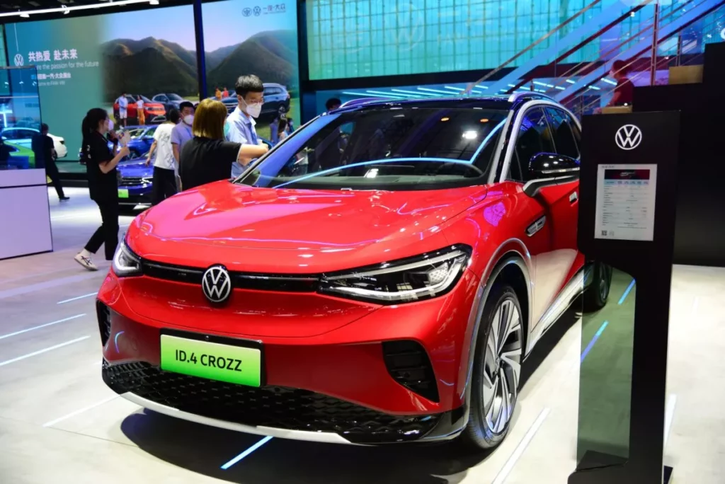 Volkswagen: Strategia Mirata e Ambiziosa per il Mercato Cinese 20240417 232645