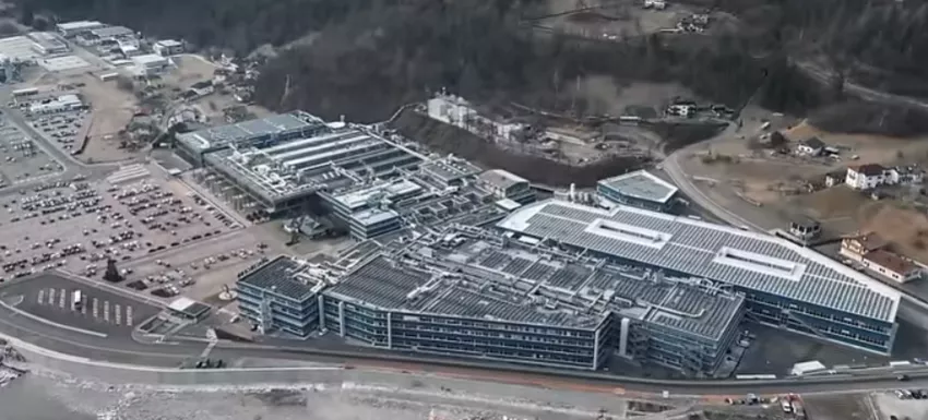 Il Ruolo Strategico dei Piani di Ripartizione dei Ricavi: L’Analisi del Caso EssilorLuxottica 20240418 053754