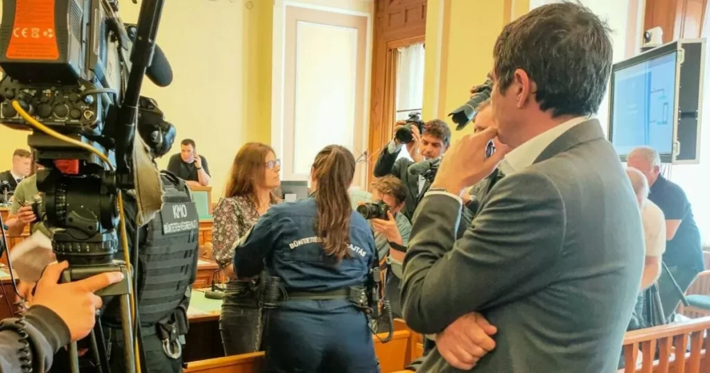 Ilaria Salis: Candidatura Ufficiale con Verdi-Sinistra – La Svolta Europea 20240418 183528