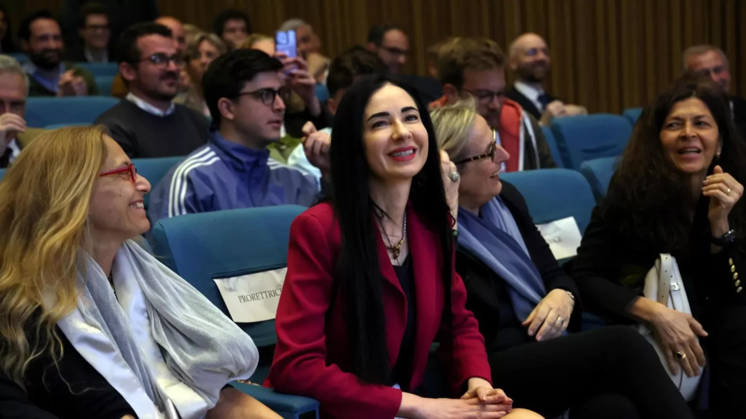 Marina Brambilla e la Rivoluzione della Leadership Femminile all’Università Statale di Milano 20240418 183851