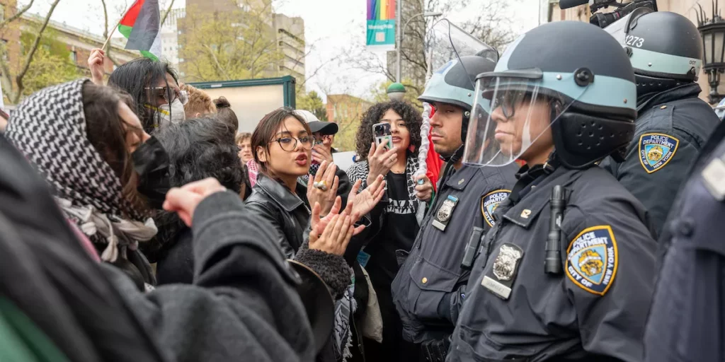 Tensioni e arresti alla Columbia University: solidarietà a Gaza in questione 20240422 093217