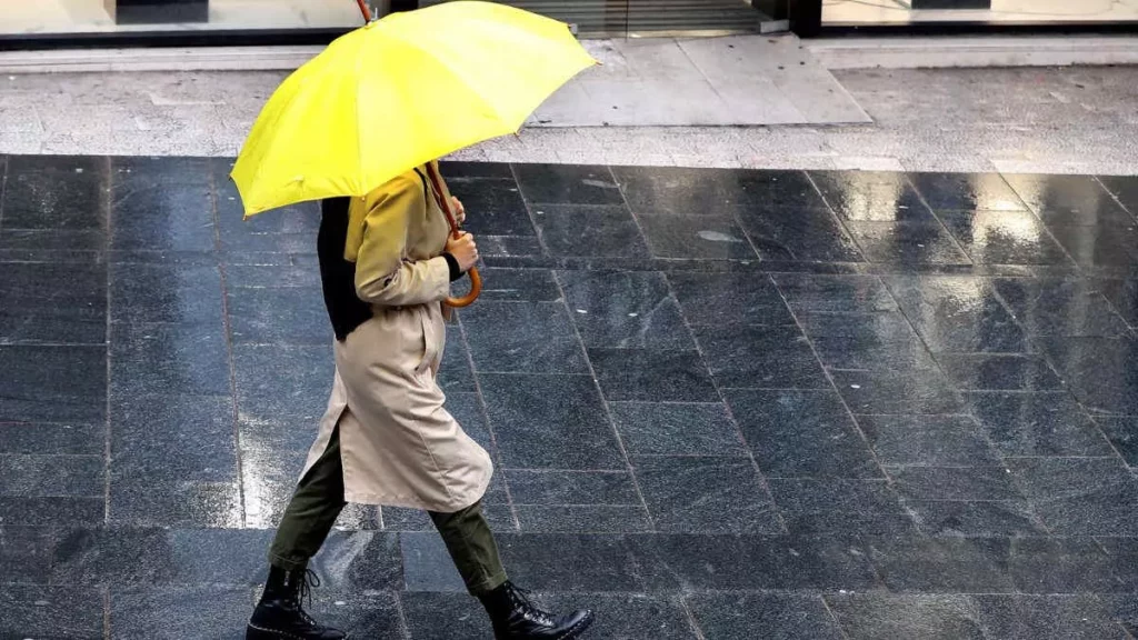 Instabilità e Freddo: l’Italia alle Prese con Piogge e Neve a Fine Aprile 20240422 093228