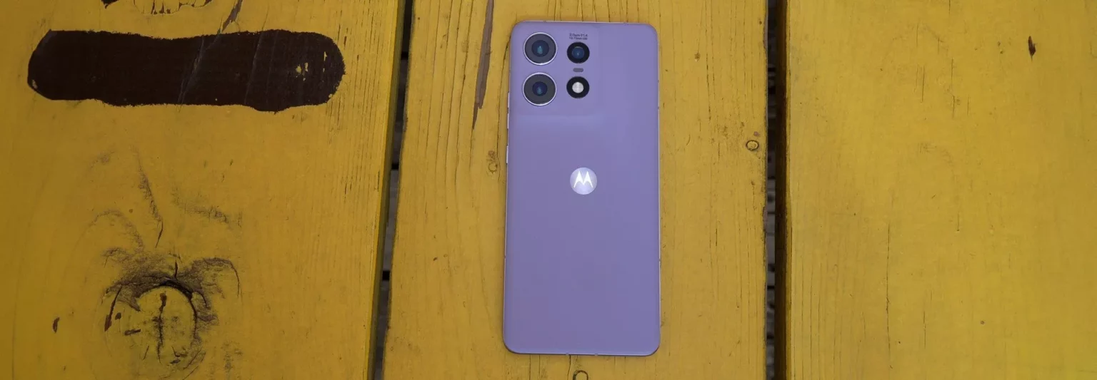 Motorola Edge 50 Pro: Innovazione e Design Incontrano la Fascia Media 20240422 093346