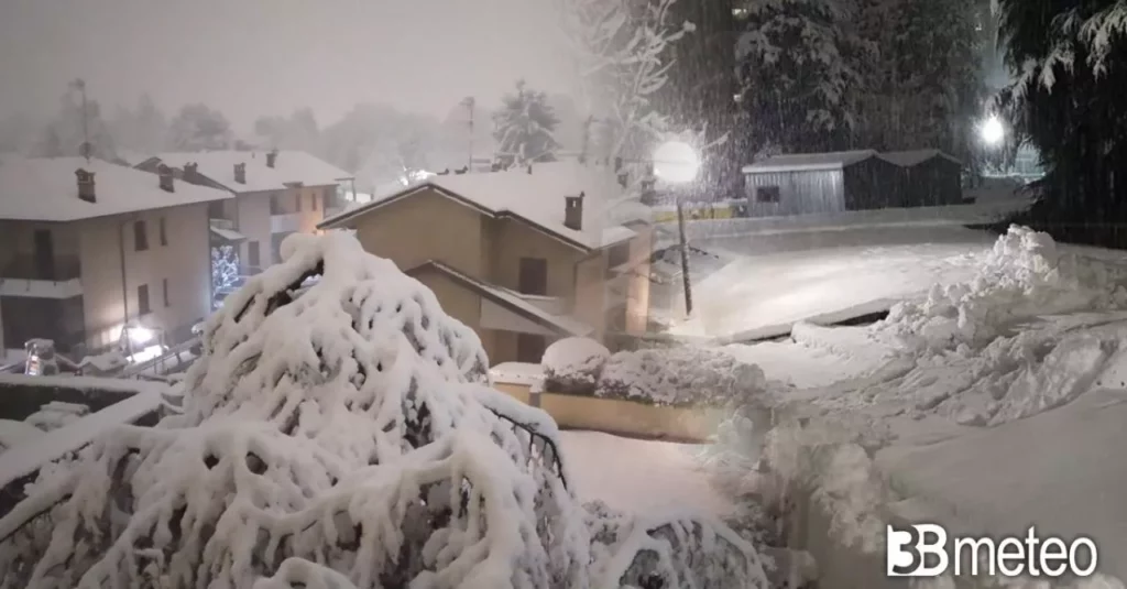 Neve a bassa quota: ritorno all’inverno in piena primavera 20240422 093521