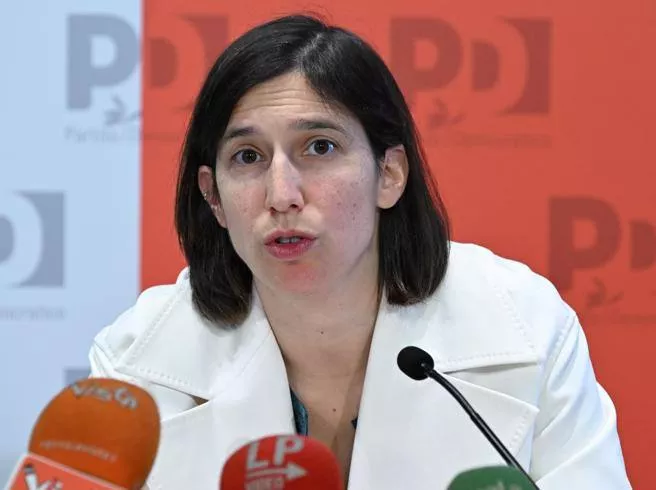 Elly Schlein e il simbolo del Pd: un dibattito che divide il Partito Democratico 20240423 003928