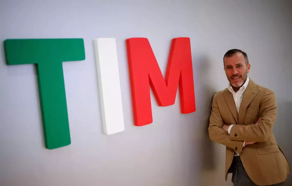 Telecom Italia: Labriola riconfermato come Amministratore Delegato per una crescita sostenibile 20240423 193256