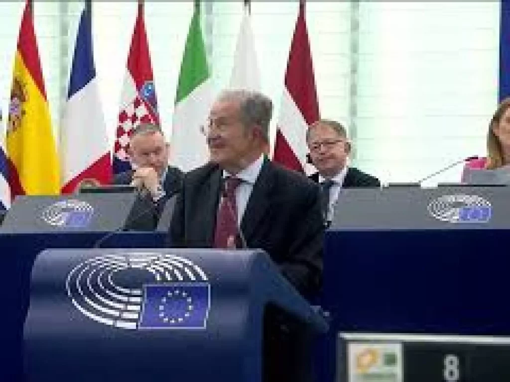 L’Esportazione della Democrazia: Riflessioni e Implicazioni per il Futuro 20240424 185028
