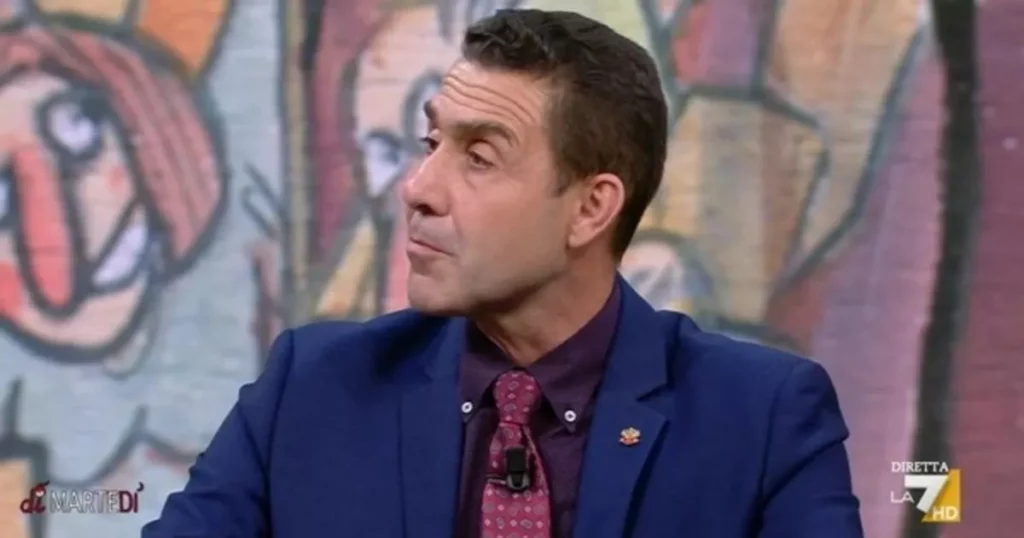 Il generale Vannacci: analisi della gestione politica e mediatica delle reazioni nell’era dei social media 20240514 163337