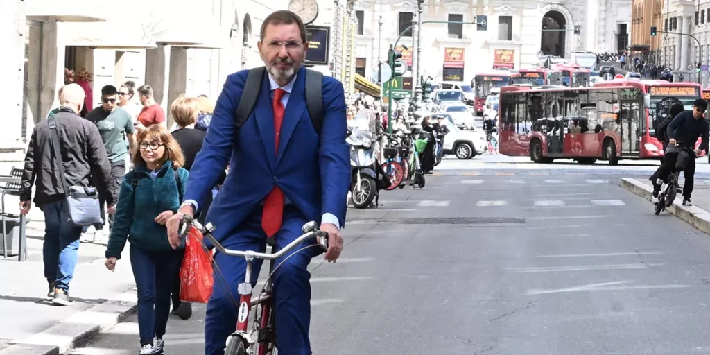 Ignazio Marino: la sorprendente candidatura alle Europee con AVS