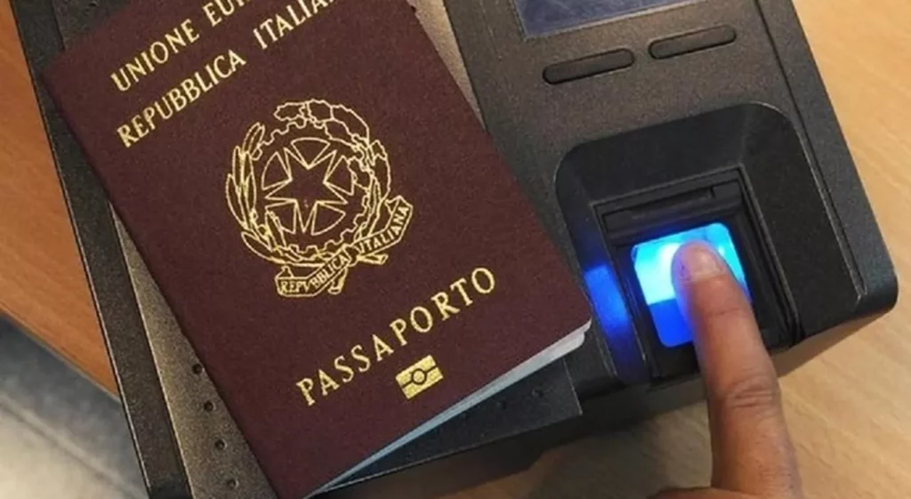 Il nuovo sistema di prenotazione online per l’emissione dei passaporti rivoluziona i tempi di attesa