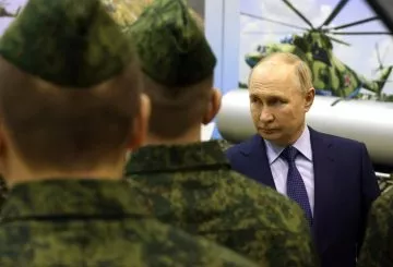 La narrazione di guerra e le contraddizioni europee: un’analisi critica