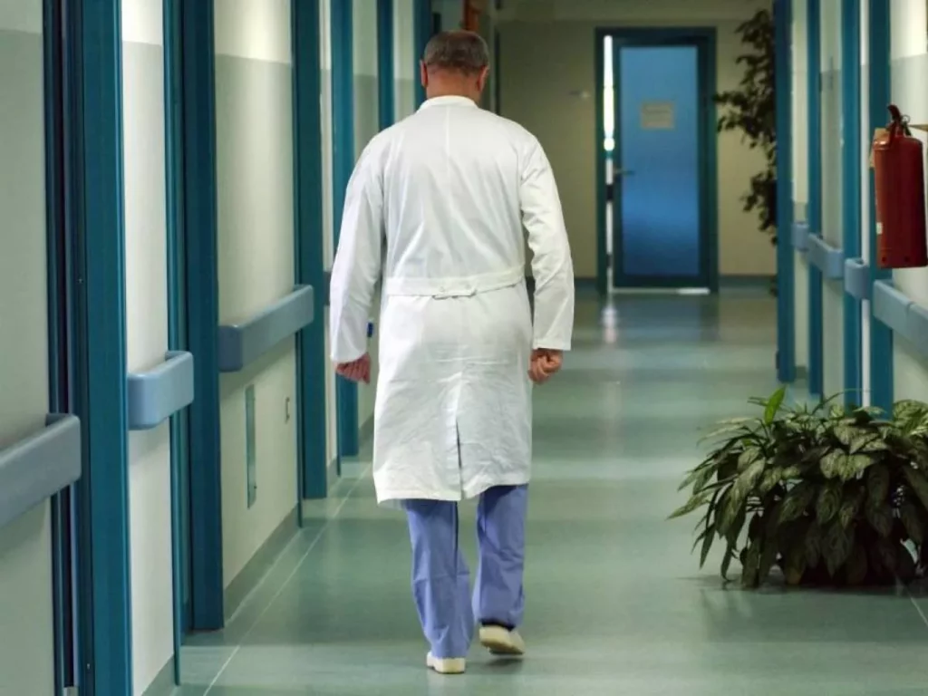 La Sanità Italiana: Investimenti, Sfide e Prospettive Future