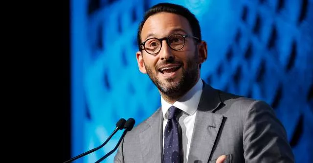 Le Prospettive Economiche dell’Italia nel 2024: Crescita Moderata e Sostenibilità del Debito