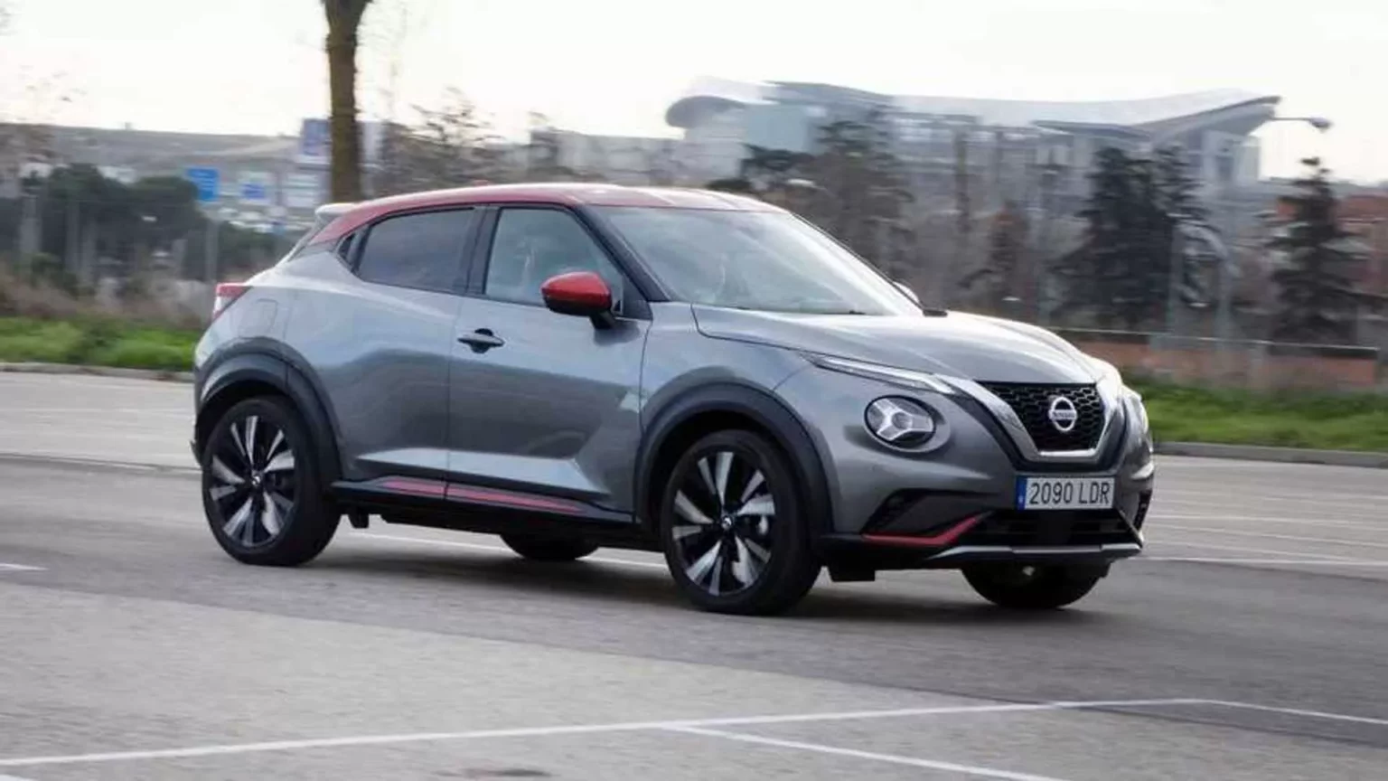 Nissan Juke: La Rivoluzione del SUV Urbano in una Versione Speciale Nissan Juke: La Rivoluzione del SUV Urbano in una Versione Speciale