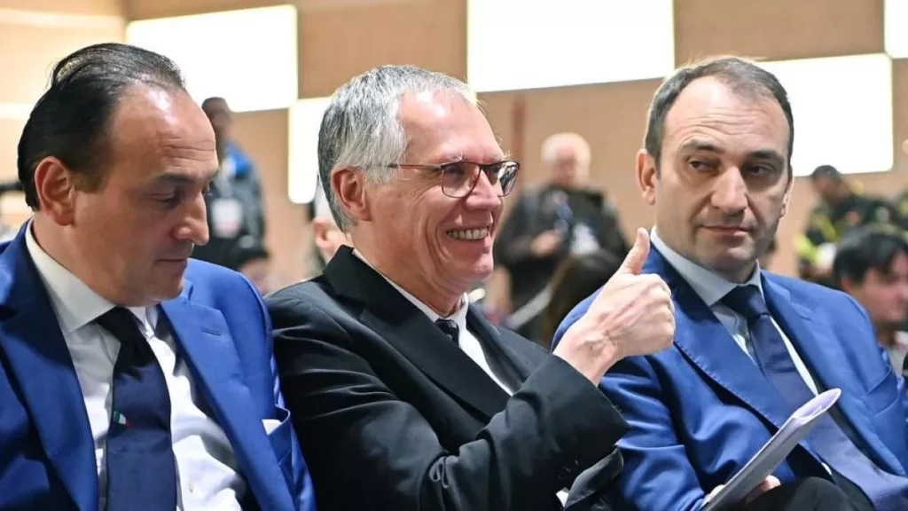 Stellantis annuncia investimenti per la 500e e sottolinea la visione comune con Torino e Piemonte Stellantis annuncia investimenti per la 500e e sottolinea la visione comune con Torino e Piemonte