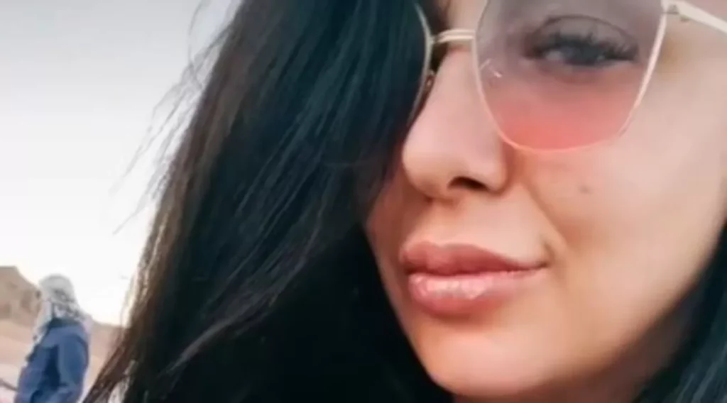 Tragedia a Salerno: Lutto e Rabbia per la Perdita dei Carabinieri Pastore e Ferraro Tragedia a Salerno: Lutto e Rabbia per la Perdita dei Carabinieri Pastore e Ferraro