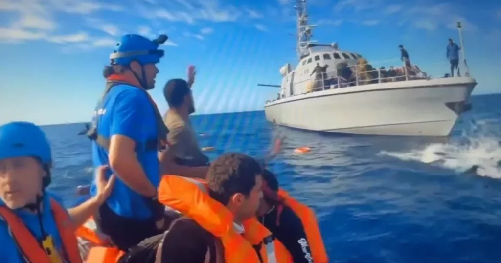 Violento Attacco della Guardia Costiera Libica Contro Migranti e Soccorritori in Mare