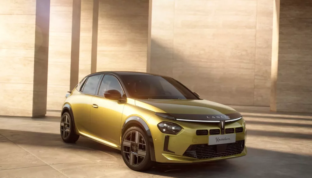 La Nuova Lancia Ypsilon LX: Un Connubio di Innovazione e Tradizione nel Settore Automobilistico 20240514 182752