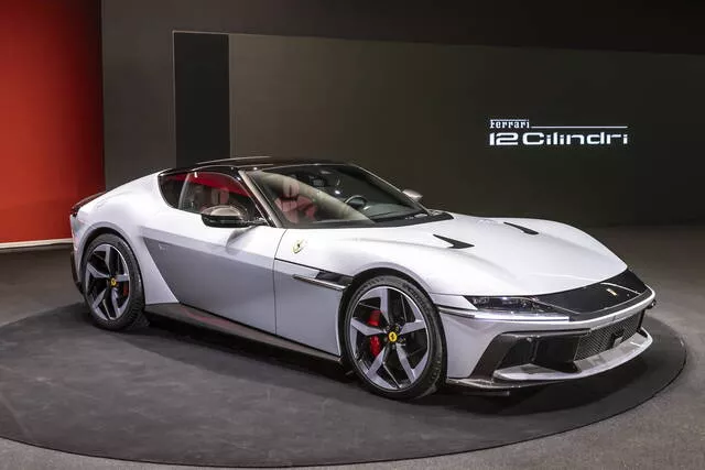 Ferrari 12Cilindri: Il Futuro del V12 tra Prestazioni e Innovazione Tecnologica 20240514 184227
