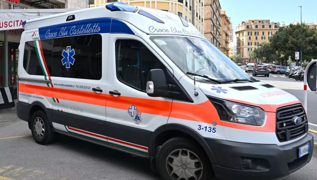 Accoltellamento a Genova: Giovane di 28 anni gravemente ferito in un drammatico episodio 20240514 235251